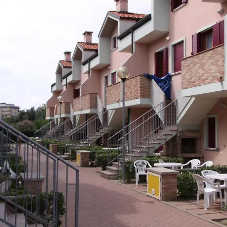 Сasa de vacaciones Belvilla By Oyo Quadrilocale Solmare A