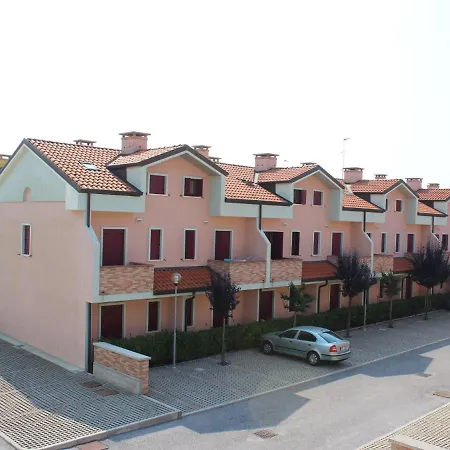 Belvilla By Oyo Quadrilocale Solmare A Rosolina